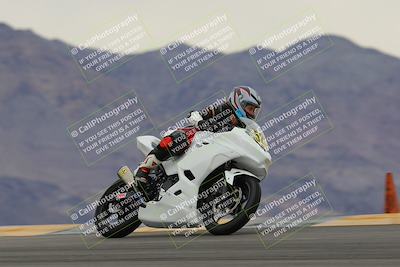 media/Jan-14-2023-SoCal Trackdays (Sat) [[497694156f]]/Turn 9 Set 2 (1130am)/